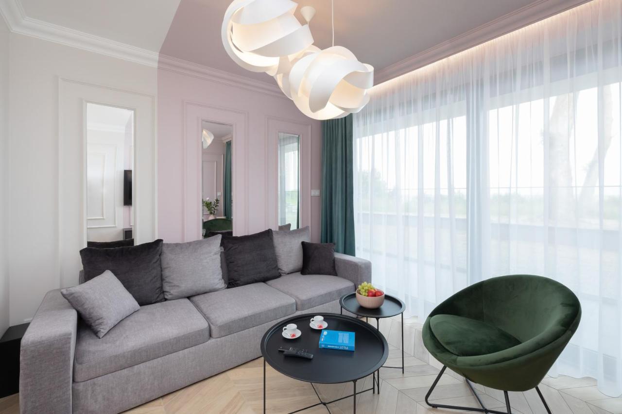 Apartamenty The View Hevenia Ревал Екстериор снимка