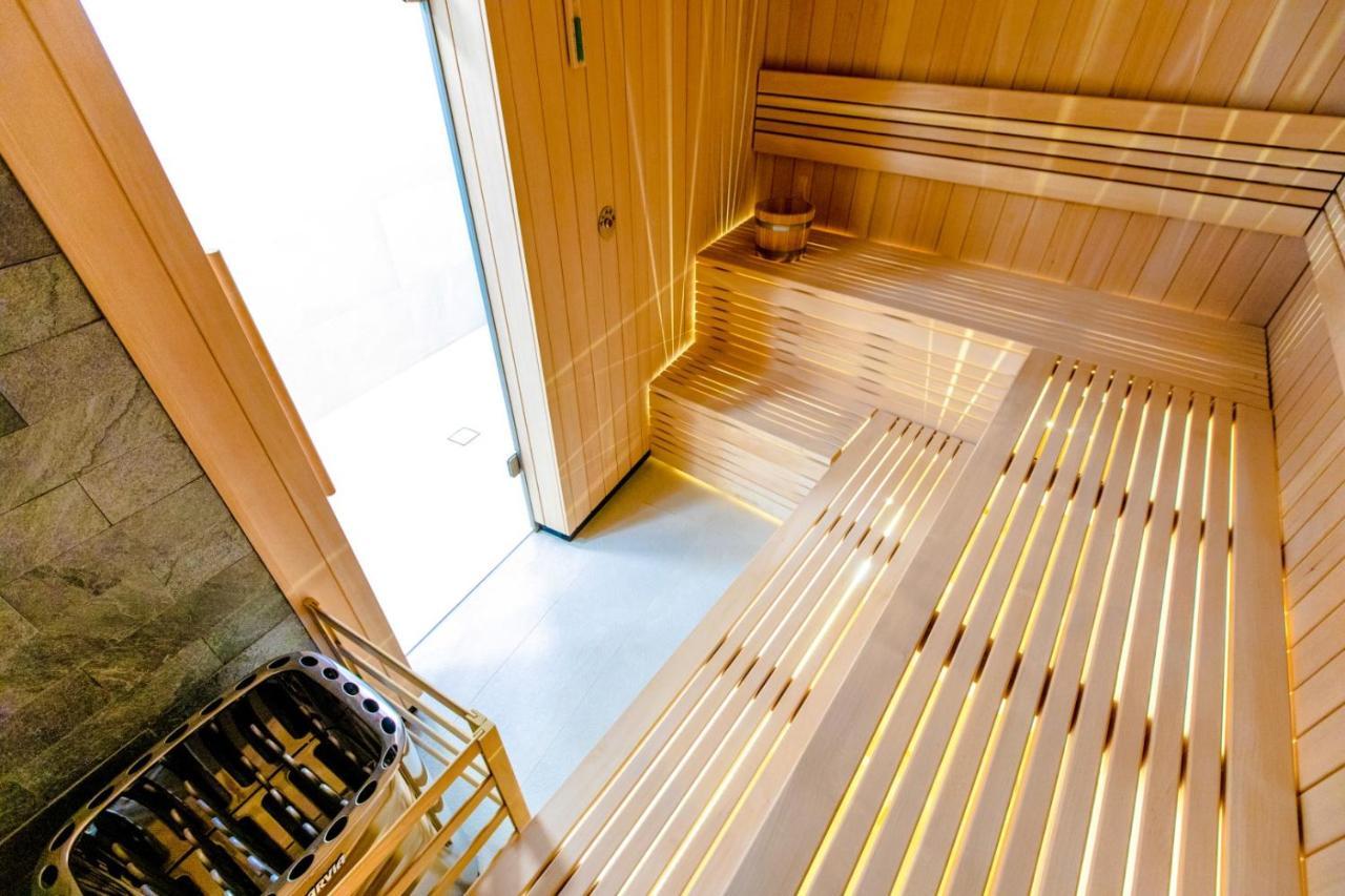 Apartamenty The View Hevenia Ревал Екстериор снимка